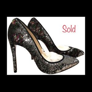 Pigalle Follies 100 Paillettes Pumps